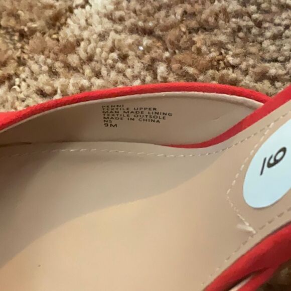 🔥 Take 50% OFF- Charles David Penni Red Textile Ankle Wrap Heels Shoe, Size-9M - Picture 6 of 9